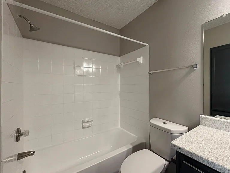 Lookout Ridge Apartments — Photo 6