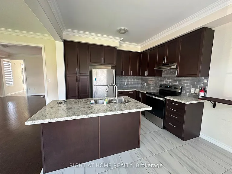 2 Bruce Cameron Dr — Photo 3