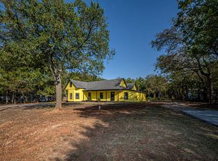 731/735 8th Yellow Duplex, Ardmore, OK 73401