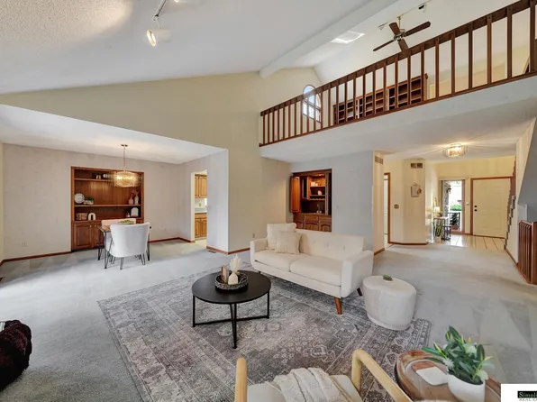 1009 Teton Ct, Lincoln, NE 68510