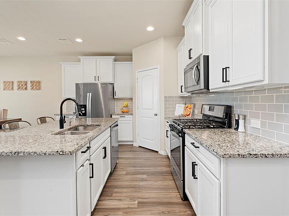 2nd image of 28109 Steepleridge Ct