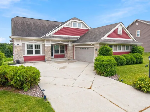9335 W Mount Zion DRIVE, Milwaukee, WI 53224