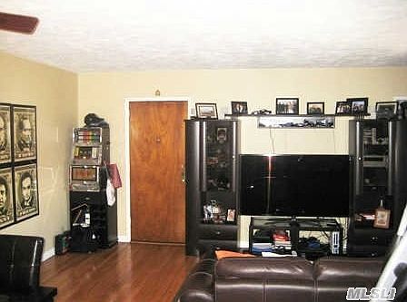 5th image of 15764 17th Ave