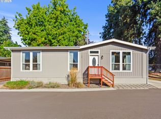 9700 SW Tualatin Rd #12, Tualatin, OR 97062