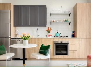 1030 W Van Buren St #904, Chicago, IL 60607