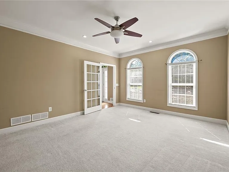 10950 Kimball Crest Dr — Photo 8