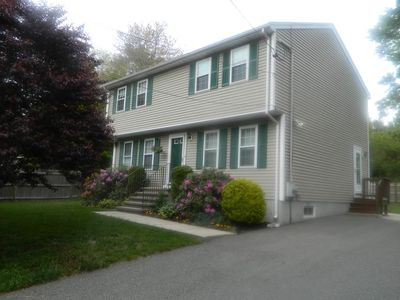 11 Upton St, Halifax, MA, 02338