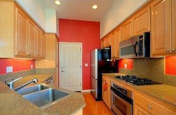 5th image of 950 Clarke Ct