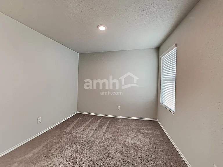 10603 Varmus Dr — Photo 15