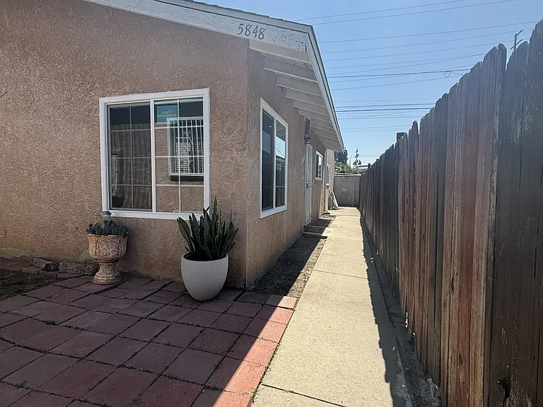 5848 Gardenia Ave — Photo 13