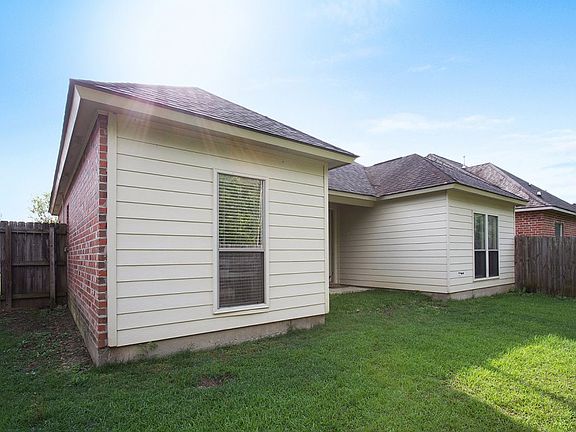 2nd image of 12321 Dutchtown Villa Dr