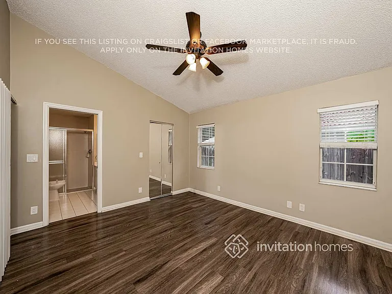 1320 SW 18th St — Photo 9