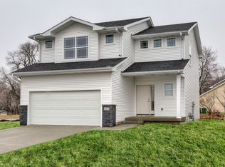 1620 Bennetts Way NW, Altoona, IA 50009