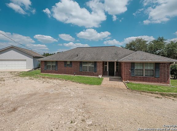 2nd image of 153 County Road 2755