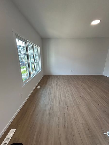Edmonton House for rent - 3 Bedrooms — photo 17
