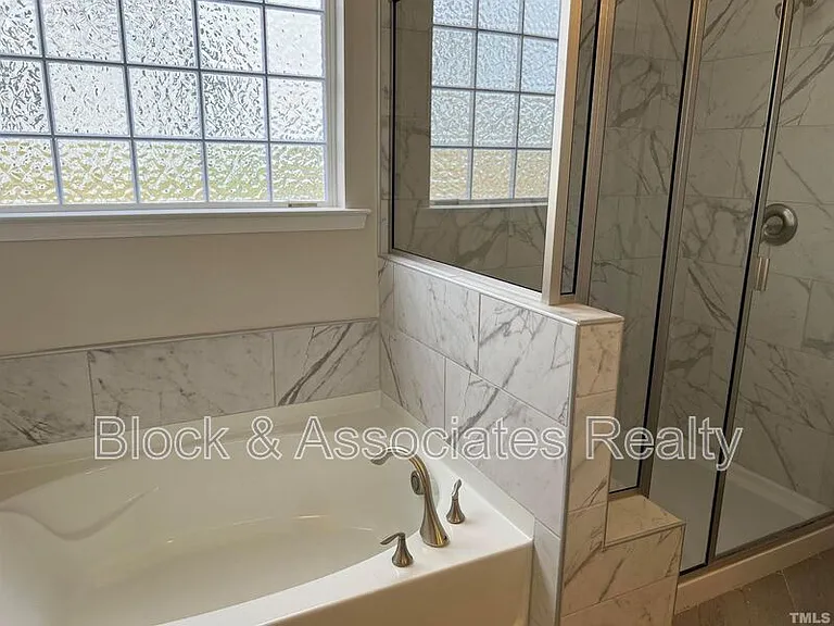 248 Streamliner Blvd — Photo 10