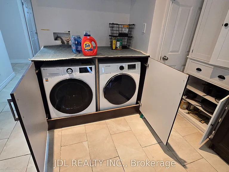 68 Meadowview Ave #ROOM MB — Photo 8