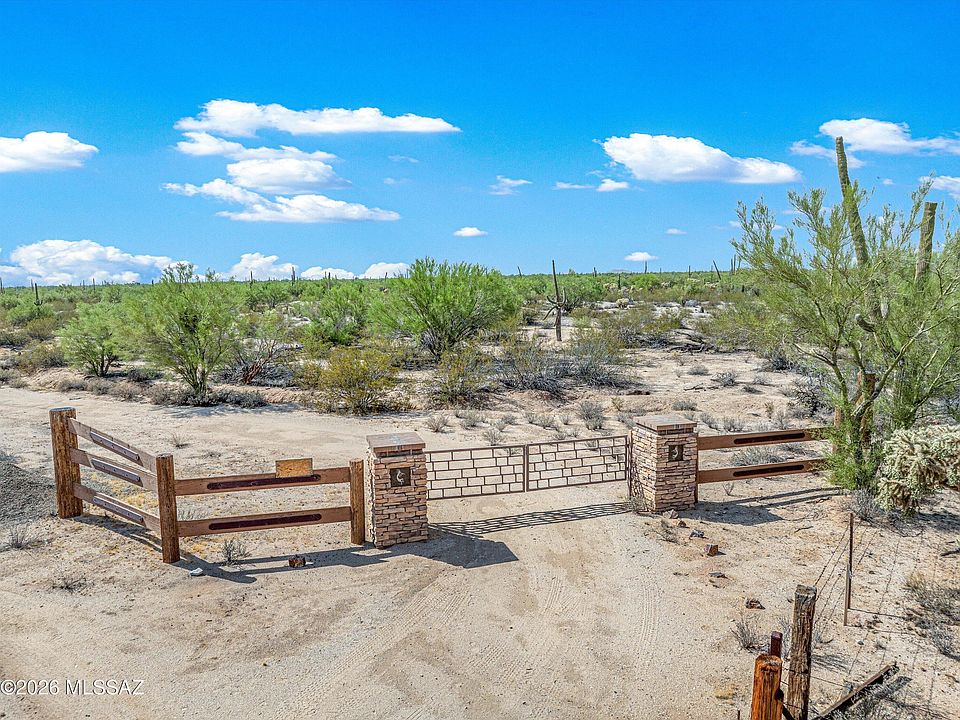 1st image of 40679 S Staghorn Ln #E
