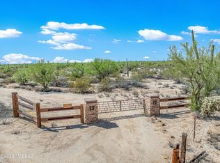 40679 S Staghorn Ln #E, Marana, AZ 85658