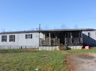 169 Cameron Ln, Mount Airy, NC 27030