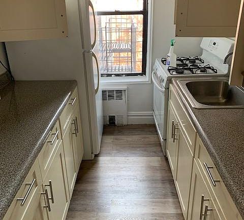 5th image of 22 New Haven Ave #7A