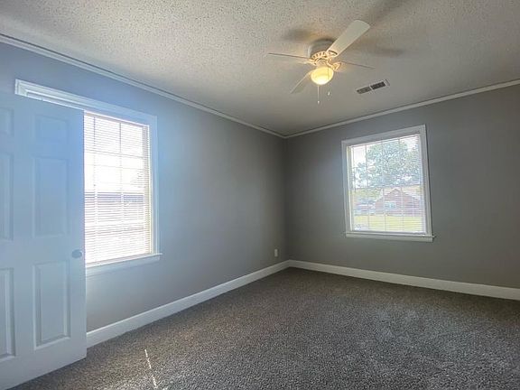 5th image of 2018 Laramie St