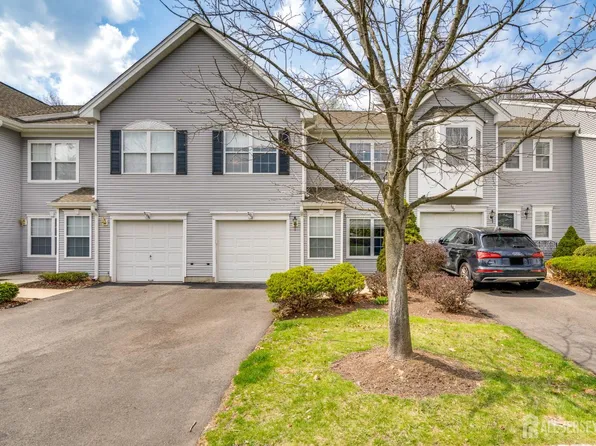 103 Crest Stone Cir, Princeton, NJ 08540