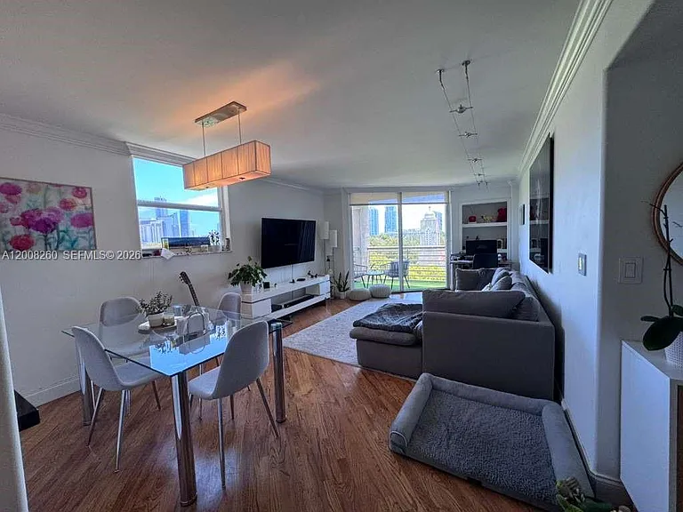 2400 SW 3rd Ave #601 — Photo 9