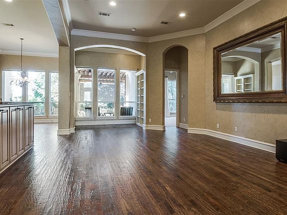 5th image of 4415 Lena Ln