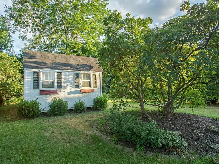 7829 Concord Hills Ln — Photo 30