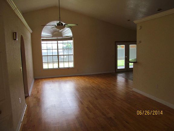 2nd image of 5001 NW Erskin Terr