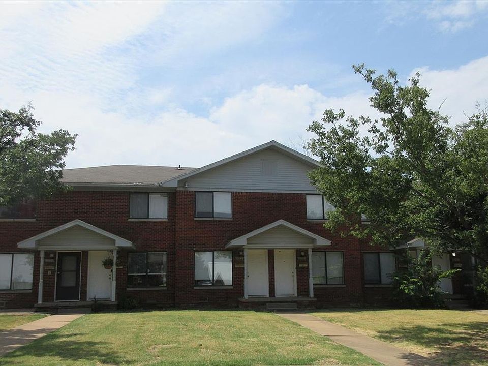 2nd image of 1100 NW 27th St #1100