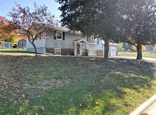 1226 E Laneville Ave, Durand, WI 54736