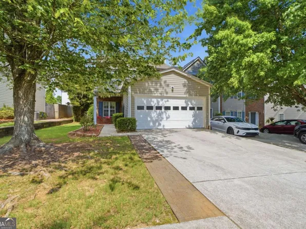 5009 Timber Hills Dr, Oakwood, GA 30566