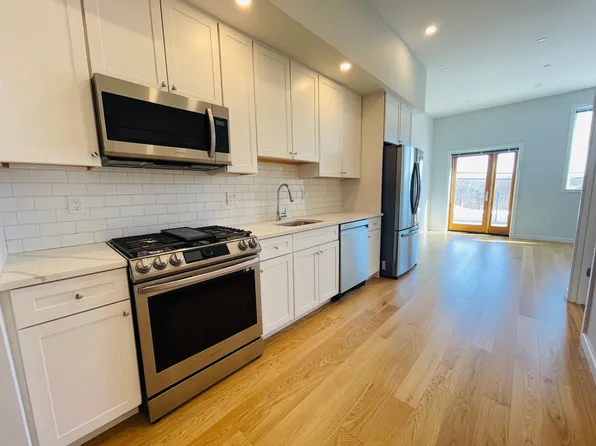 385 Pleasant St, Watertown, MA