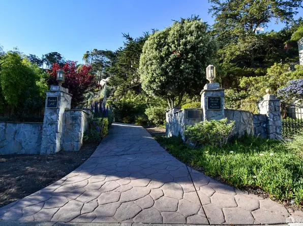 127 Knockash Hl, San Francisco, CA 94127