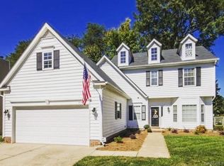 3900 Leghorn Ct, Charlotte, NC 28215