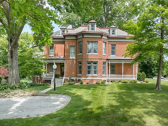 4th image of 2204 Ashland Ave