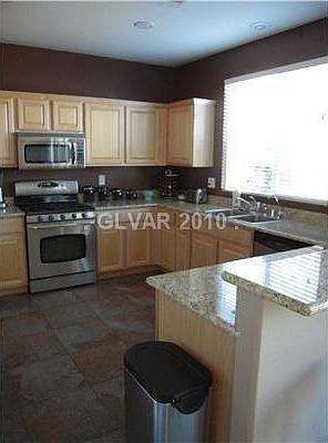 3rd image of 9354 Horse Canyon Dr