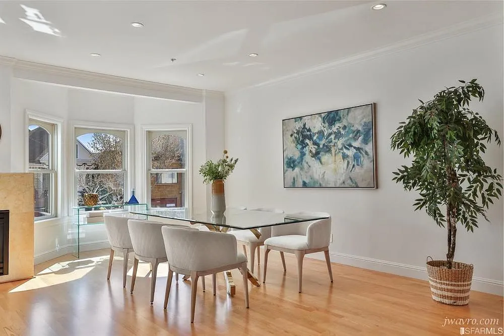 Stunning two-story 3-bedroom, 3-bathroom flat — Photo 4