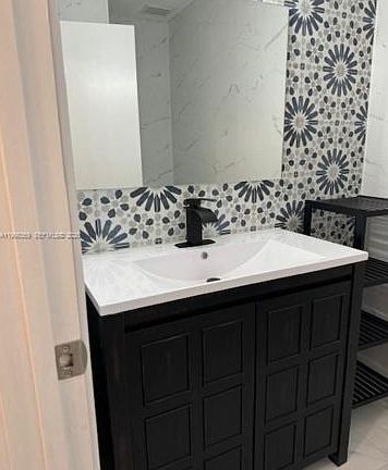 4th image of 9729 Costa Del Sol Blvd #101