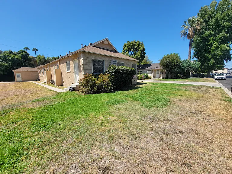 13626 Leadwell St #626L — Photo 9