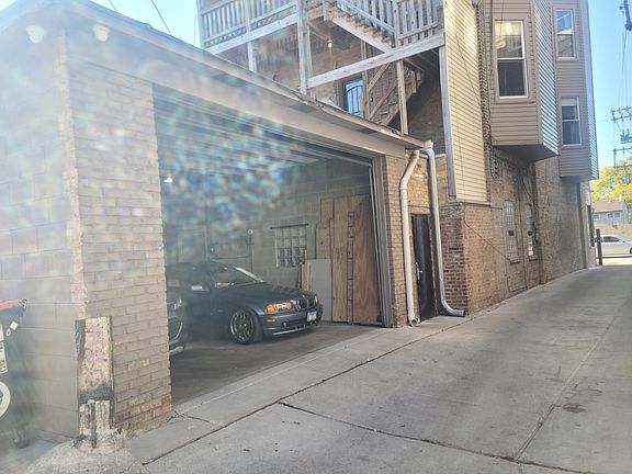 2nd image of 2545 N Milwaukee Ave #2