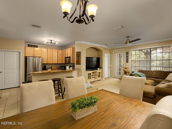 4th image of 12700 BARTRAM PARK Boulevard #1421