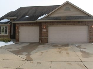 135 Buckingham Pl, North Liberty, IA 52317