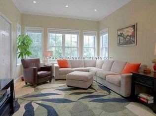 28 Forbes St #3, Jamaica Plain, MA 02130