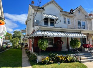 221 N 7th St APT 2, Emmaus, PA 18049