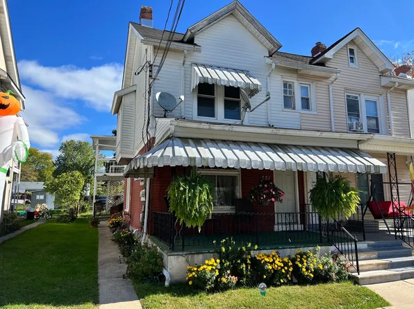 221 N 7th Street, 221 N 7th St APT 2, Emmaus, PA 18049