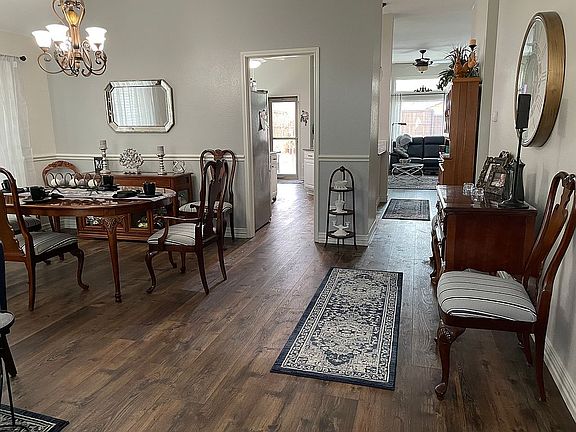 4th image of 10609 Atlanta Dr