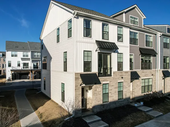 2955 Aughton Rd, Ann Arbor, MI 48105